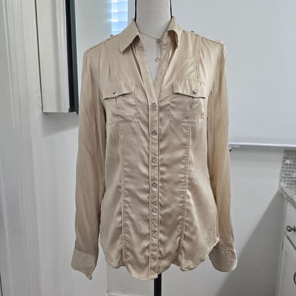 Women's Silk Blouse Sz 4 Champagne Button Down Long Sleeve Workwear Minimalist - Picture 2 of 10